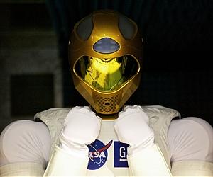 Robonaut successfully passes first test on ISS