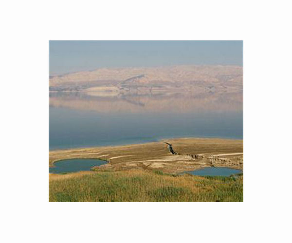 Sinkholes on receding Dead Sea shore mark 'nature's revenge'