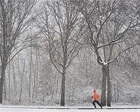 Deadly ice and snow storm cut swath across US
