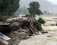 Monsoon Hits Korean Peninsula Over 150 Dead Or Missing