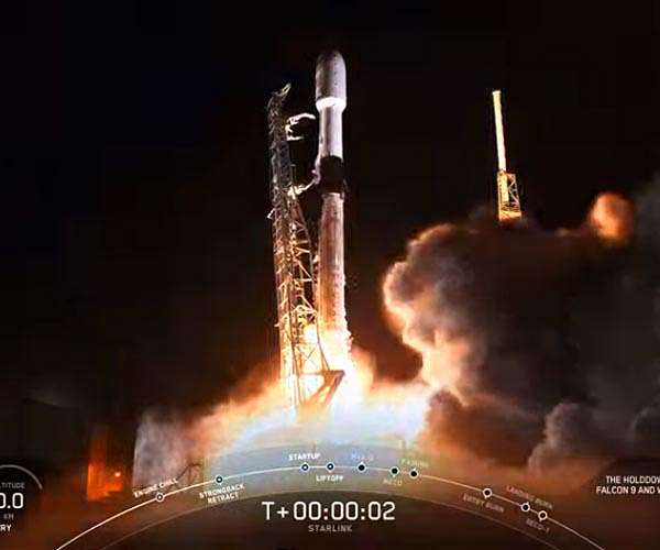 SpaceX launches 21st Starlink communications satellite cluster