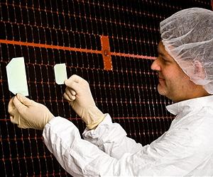 Boeing To Mass-Produce Industry's Most Efficient Terrestrial Solar Cell