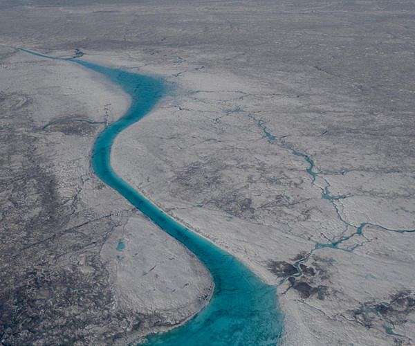 Greenland ice cap loses enough water in 20 years to cover US: study