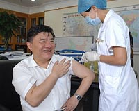 China virus fight sparks outcry over female frontline staff