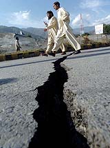 Pakistan Forced Aid Agencies To Pull Pictures Of Quake Zone: Journal