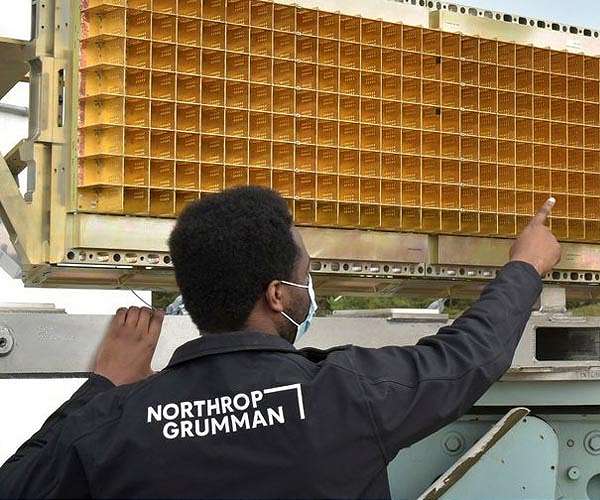 Northrop Grumman flight tests Digital Wideband AESA Sensor