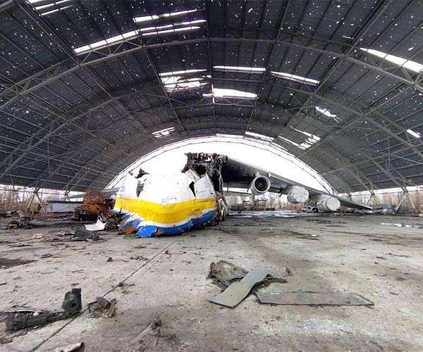 Wreckage of world's largest plane testament to Kyiv's defence