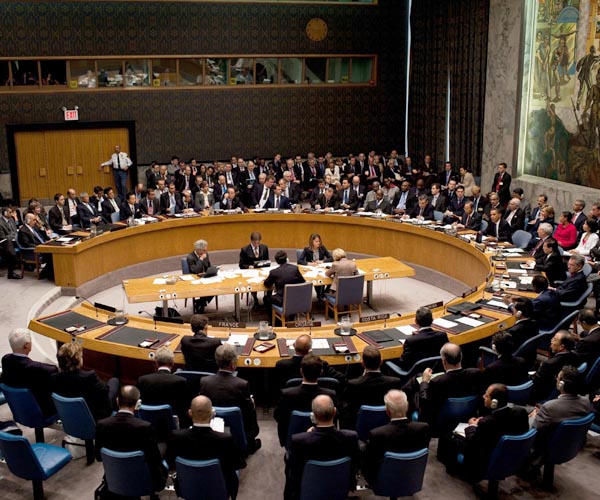 U.S. vetoes U.N. resolution for Gaza cease-fire; presents its own draft