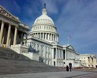 Pomp and poverty: Pope Francis sees two sides of Washington