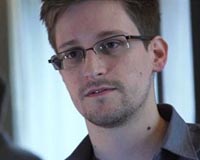 Snowden warns of Web giants' 'irresistible power'